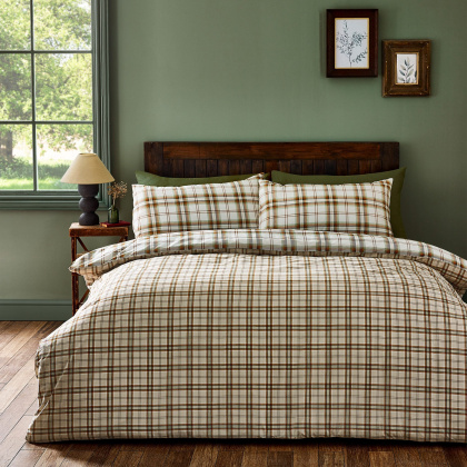 Catherine Lansfield Kelso Burnt Orange Duvet Set Catherine Lansfield Kelso Burnt Orange Duvet Set