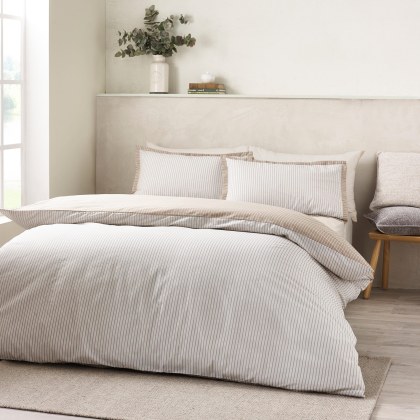 Catherine Lansfield Oxford Pinstripe Duvet Set in Natural Catherine Lansfield Oxford Pinstripe Duvet Set in Natural