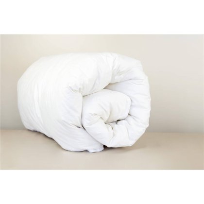 Peter Betteridge Goose Feather Down Duvet - 13.5 Tog Peter Betteridge Goose Feather Down Duvet - 13.5 Tog