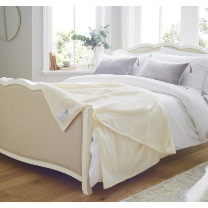 John Atkinson by Hainsworth Pure Merino Wool Blanket – Siesta John Atkinson by Hainsworth Pure Merino Wool Blanket – Siesta