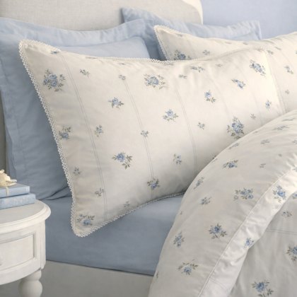 Bianca Vintage Rosebud Lace Duvet Set in Blue Bianca Vintage Rosebud Lace Duvet Set in Blue