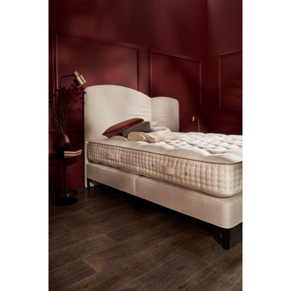 Vispring Tiara Superb Sprung Edge Divan Set Vispring Tiara Superb Sprung Edge Divan Set