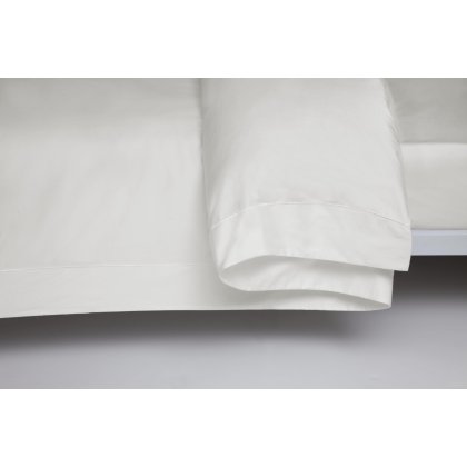 Belledorm 400TC Egyptian Cotton Sateen Ivory Duvet Cover With Oxford Border Belledorm 400TC Egyptian Cotton Sateen Ivory Duvet Cover With Oxford Border