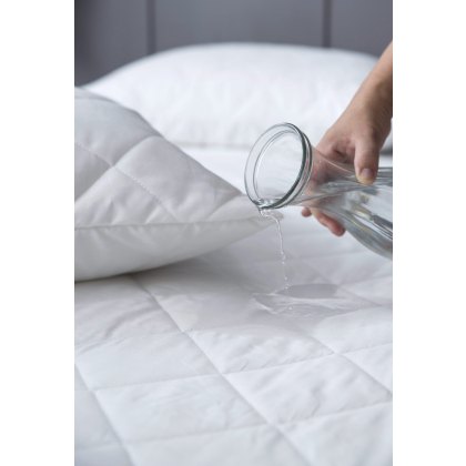 Belledorm Quilted Waterproof Mattress Protector
