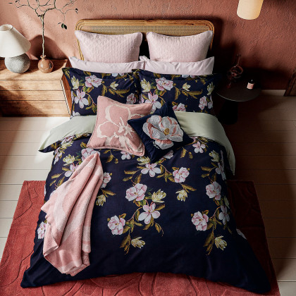 Ted Baker Opal Floral Duvet Set Double Ted Baker Opal Floral Duvet Set Double