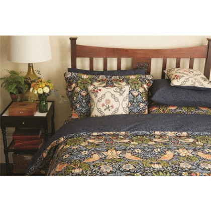 Morris & Co Strawberry Thief Duvet Set in Indigo