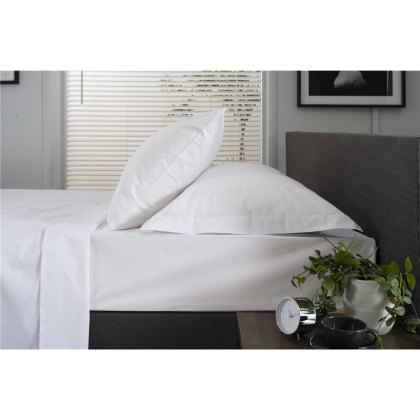 The Lyndon Company 200 Thread Count White Oxford Pillowcase The Lyndon Company 200 Thread Count White Oxford Pillowcase