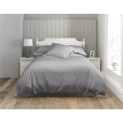 The Lyndon Company 400 Thread Count Sateen Platinum Duvet Set - Superking The Lyndon Company 400 Thread Count Sateen Platinum Duvet Set - Superking