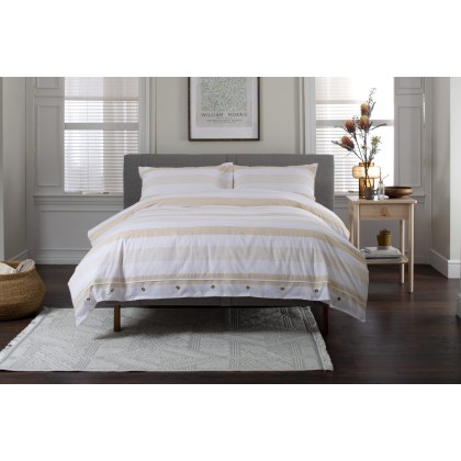 The Lyndon Company Next Level Duvet Set in Natural The Lyndon Company Next Level Duvet Set in Natural