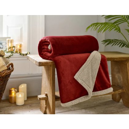Deyongs Hazelwood Sherpa Fleece Throw in Wine Deyongs Hazelwood Sherpa Fleece Throw in Wine