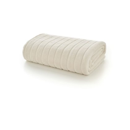 Deyongs Hockley Throw in Cream Deyongs Hockley Throw in Cream