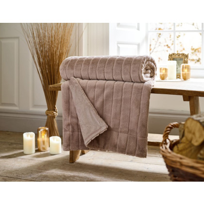 Deyongs Hockley Throw in Mocha Deyongs Hockley Throw in Mocha