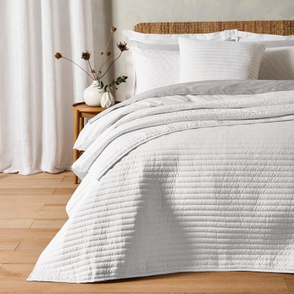 Bianca Quilted Lines White Bedspread Bianca Quilted Lines White Bedspread