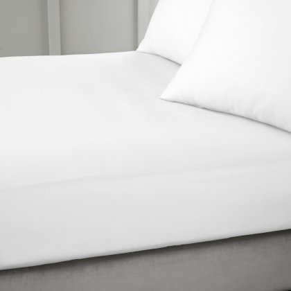Bianca 400 Thread Count Cotton Sateen Fitted Sheet in White Bianca 400 Thread Count Cotton Sateen Fitted Sheet in White