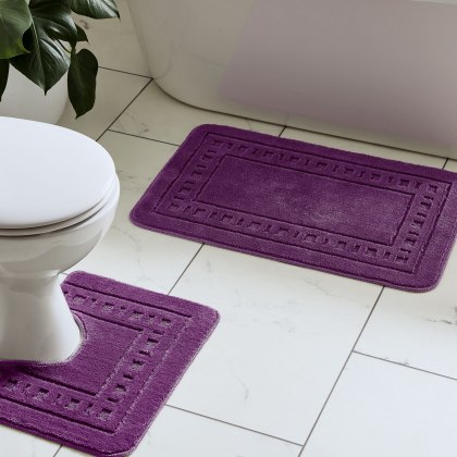 Catherine Lansfield Armoni Bath Set in Plum Catherine Lansfield Armoni Bath Set in Plum
