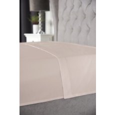 Belledorm 200TC Cotton/Polyester Cream Flat Sheet Belledorm 200TC Cotton/Polyester Cream Flat Sheet