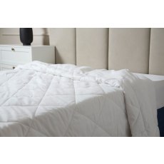 Belledorm Luxury Microfibre 1.5 Tog Duvet