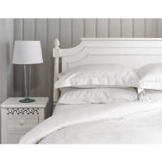 The Lyndon Company 800 Thread Count Sateen White Duvet Set - Superking The Lyndon Company 800 Thread Count Sateen White Duvet Set - Superking
