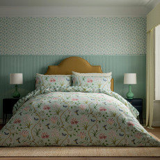 Sanderson Clementine Duvet Set in Raspberry & Seabreeze Sanderson Clementine Duvet Set in Raspberry & Seabreeze