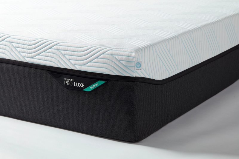 Tempur Tempur Pro Luxe SmartCool Medium Mattress