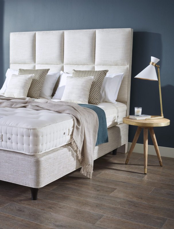 Vispring Vispring Devonshire Sprung Edge Divan Set