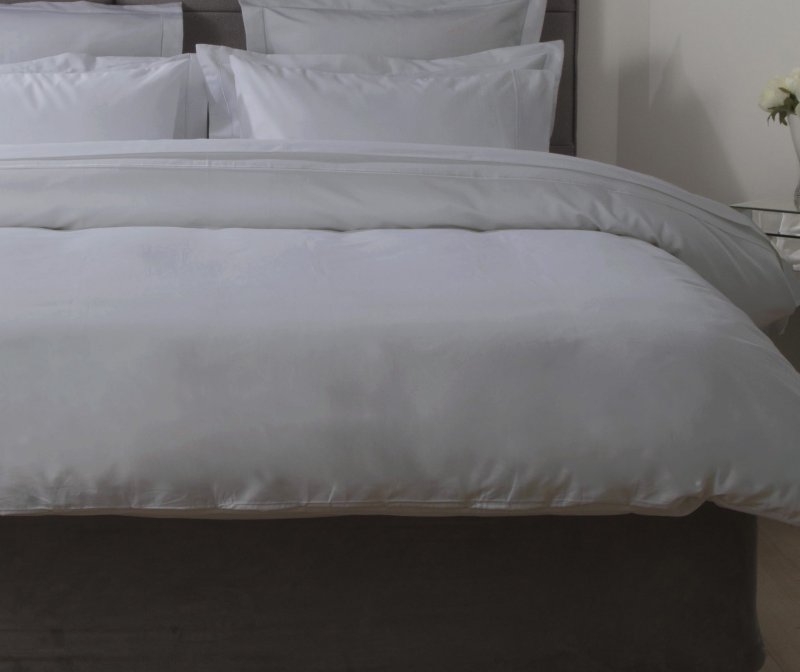Belledorm Belledorm 1000TC Egyptian Cotton Sateen Platinum Duvet Cover