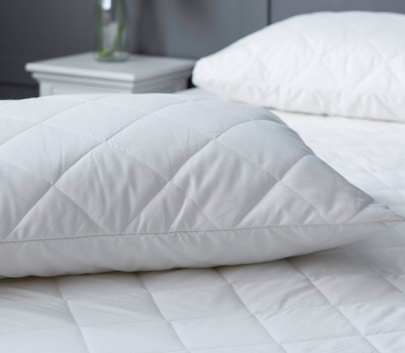 Belledorm Belledorm Quilted Cotton Pillow Protector