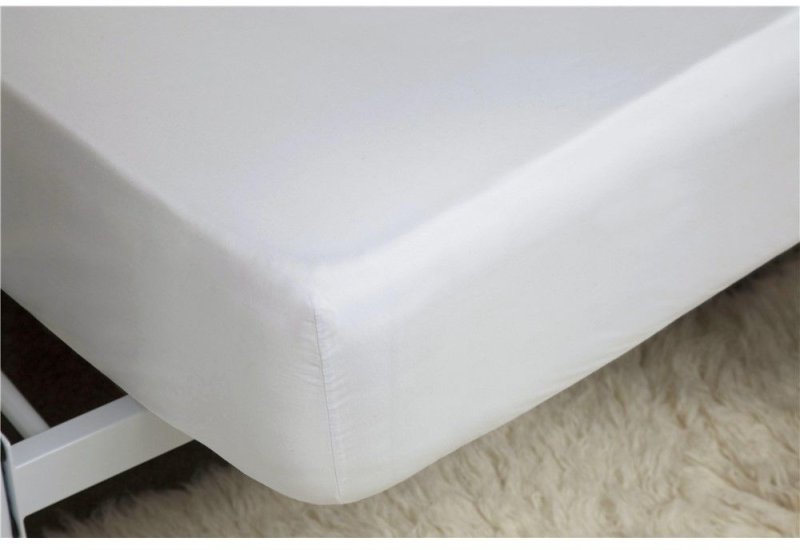 Belledorm Belledorm 200TC Egyptian Cotton White 30cm Deep Fitted Sheet