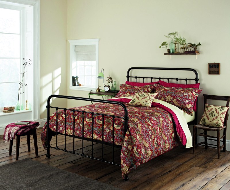 Morris & Co Morris & Co Strawberry Thief Duvet Set in Crimson