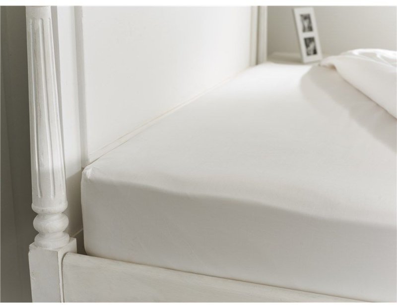 The Lyndon Company The Lyndon Company 400 Thread Count Sateen White Fitted Sheet - Single